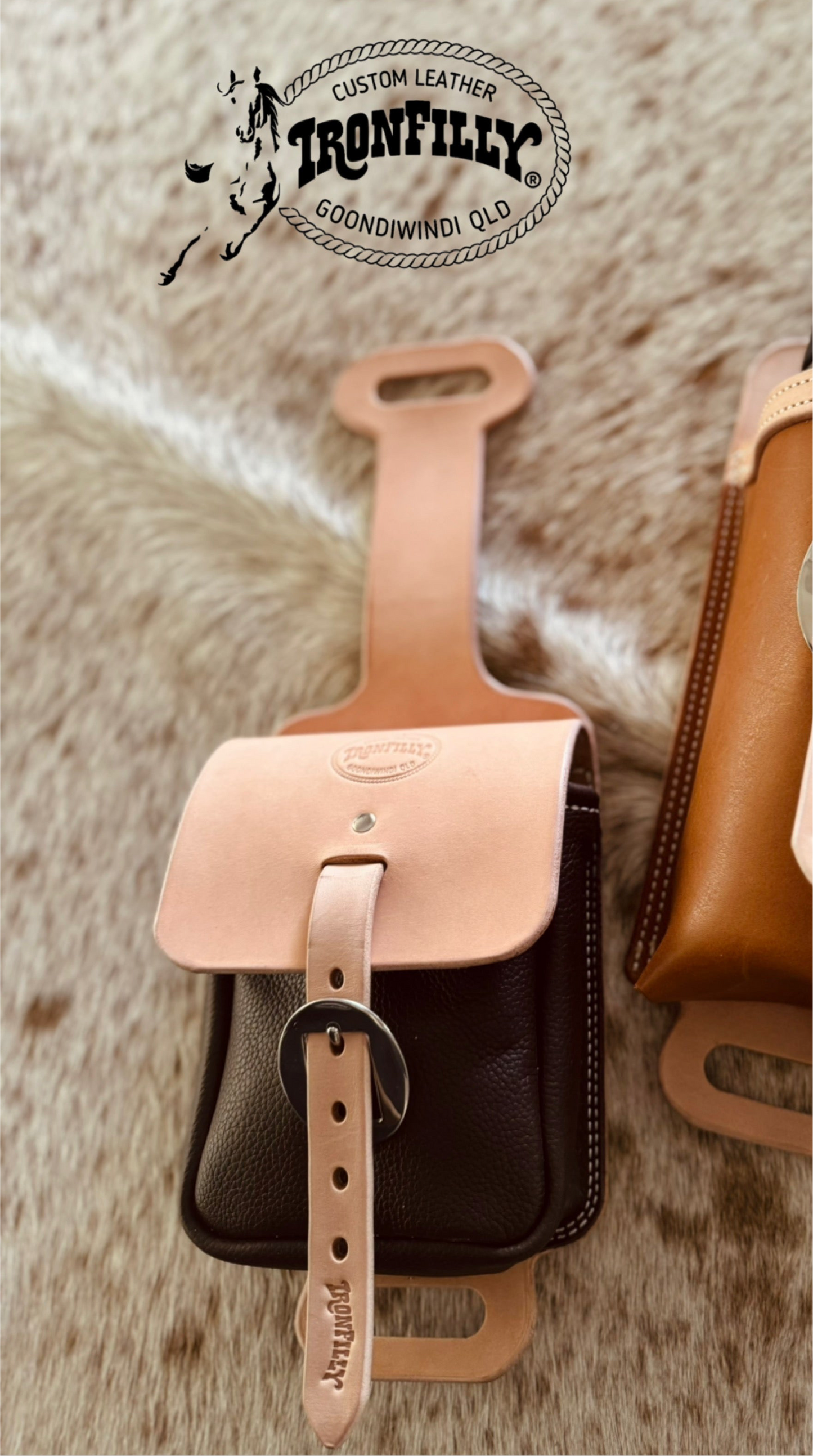 The Sidekick- Rear Cinch Pouch