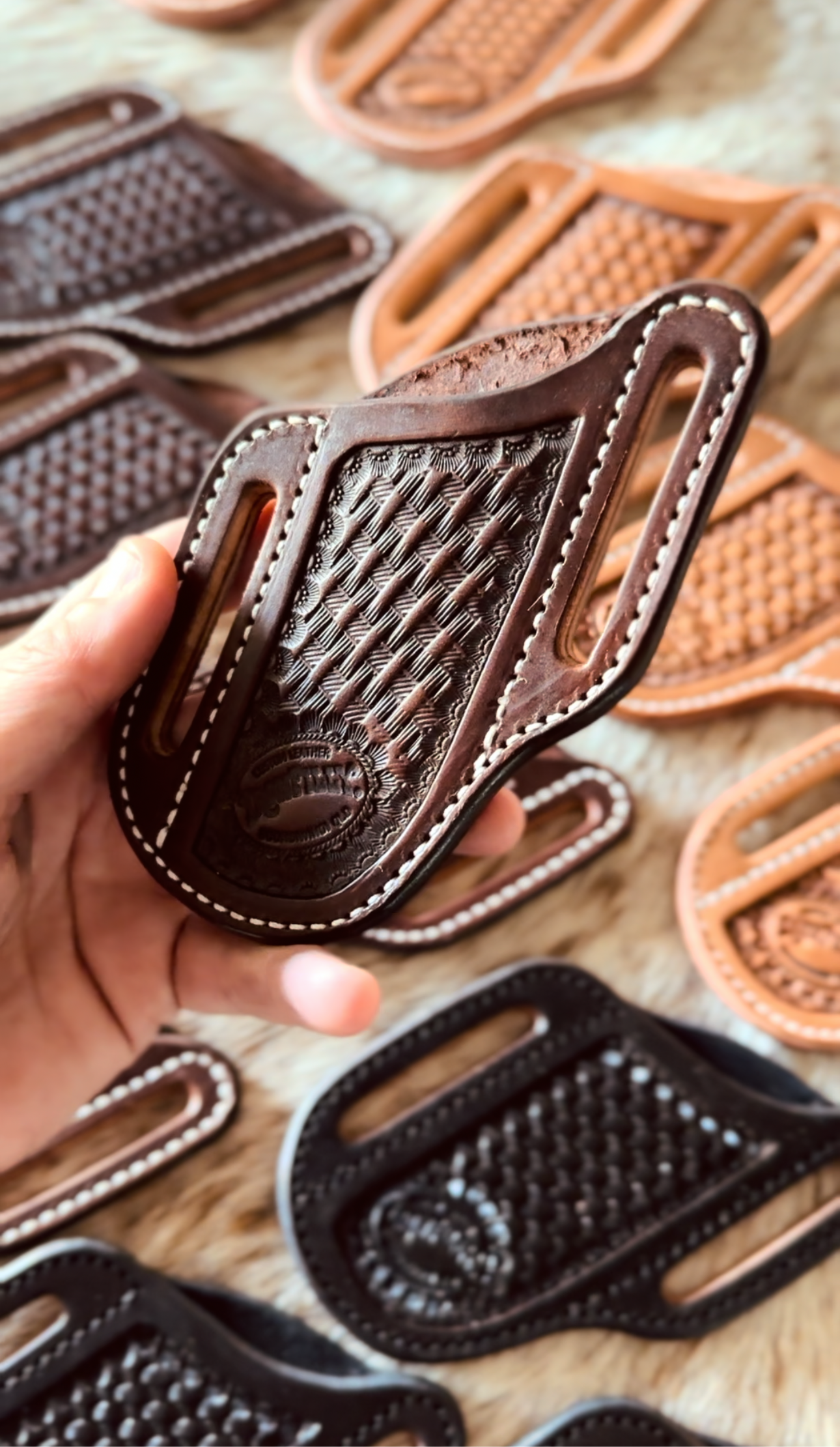 Pancake Knife Sheath- Brown Basketweave