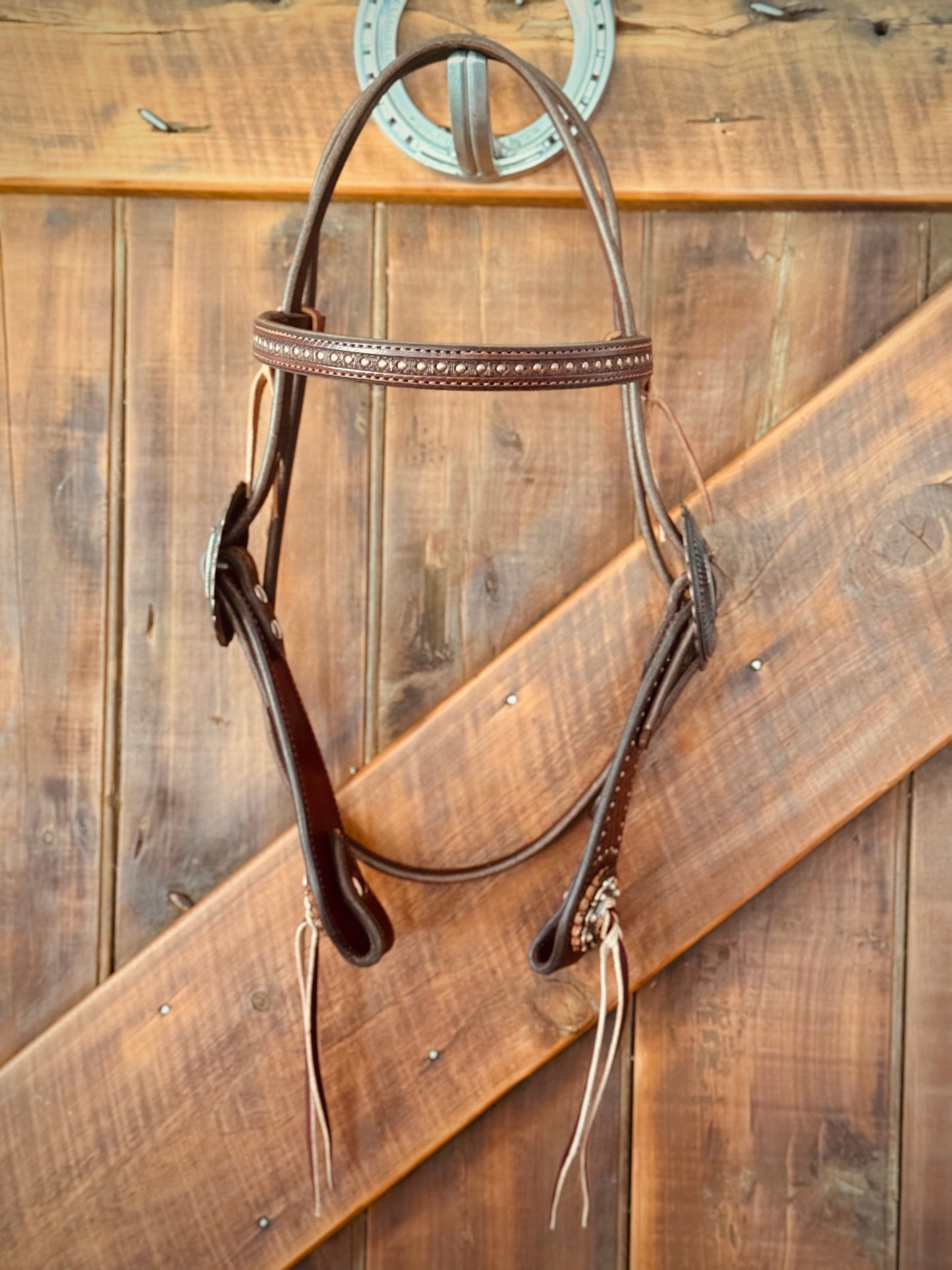 Snaffle Bridle- Copper studs