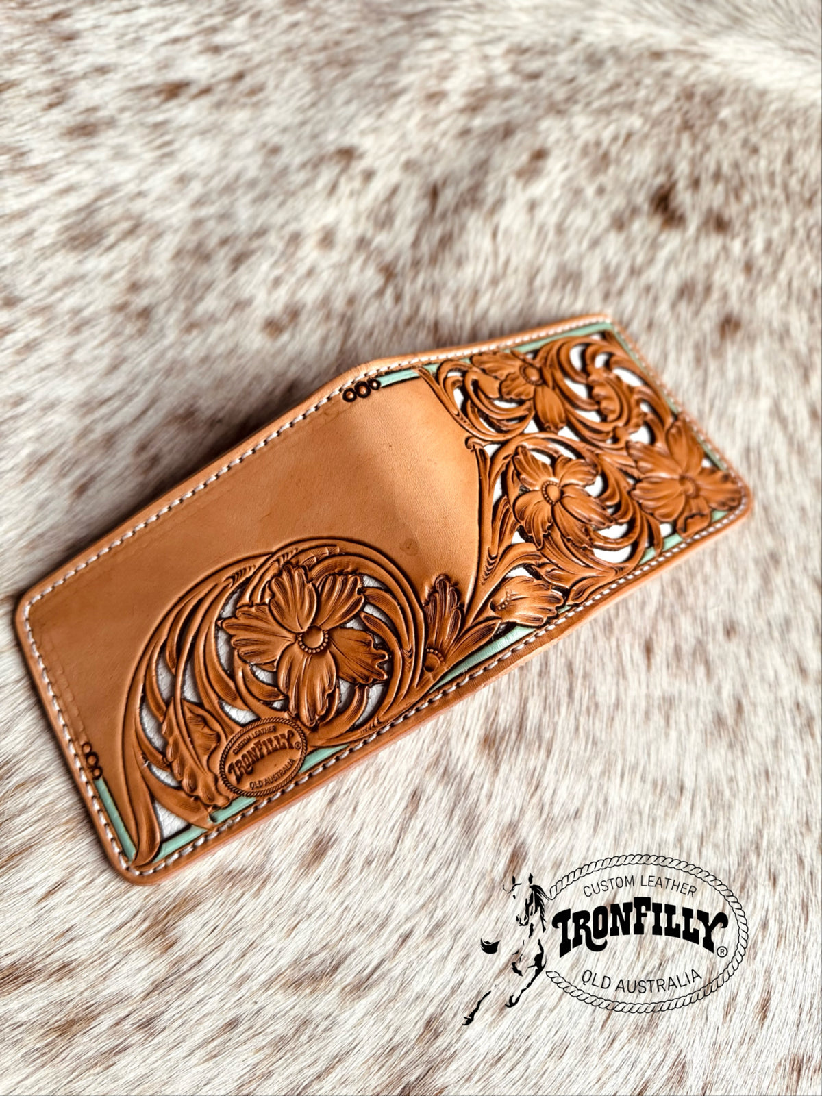 Floral carved filigree wallet