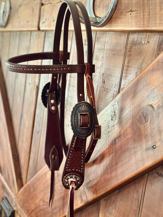 Snaffle Bridle- Copper studs