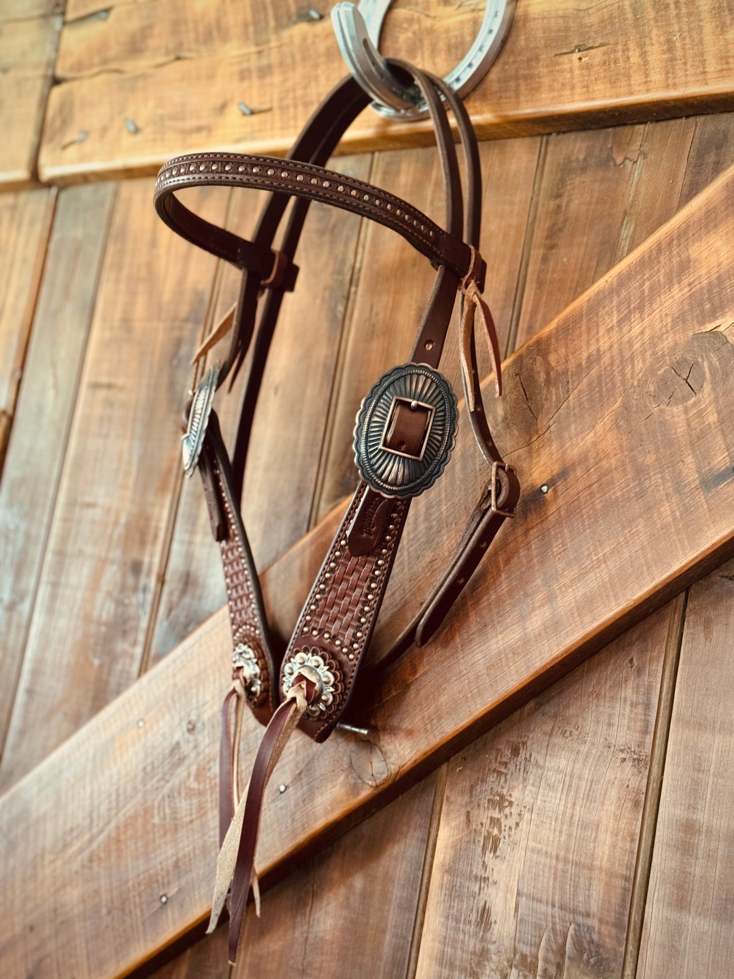 Snaffle Bridle- Copper studs