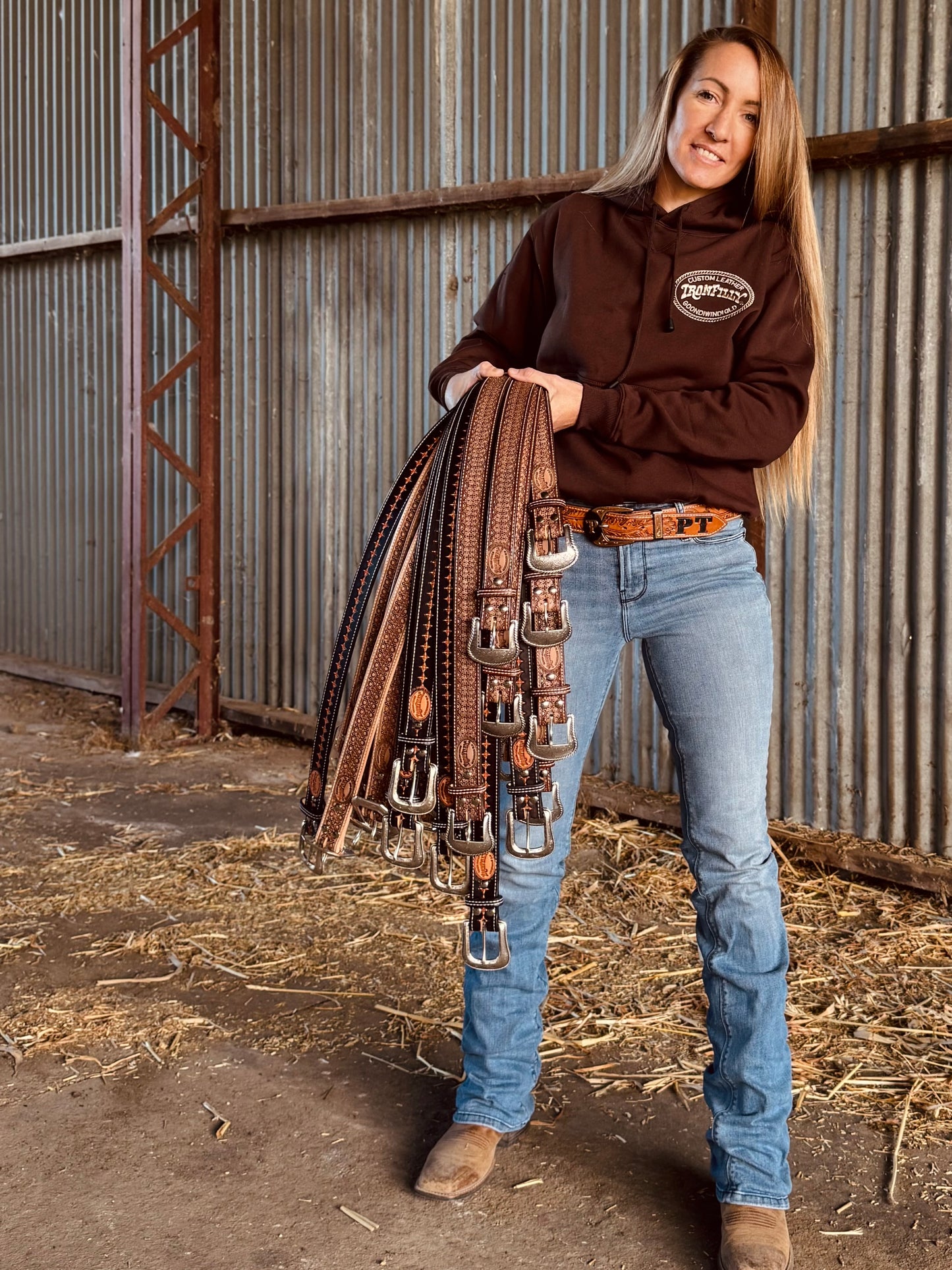 IRON FILLY Hoodie Brown (Women’s)