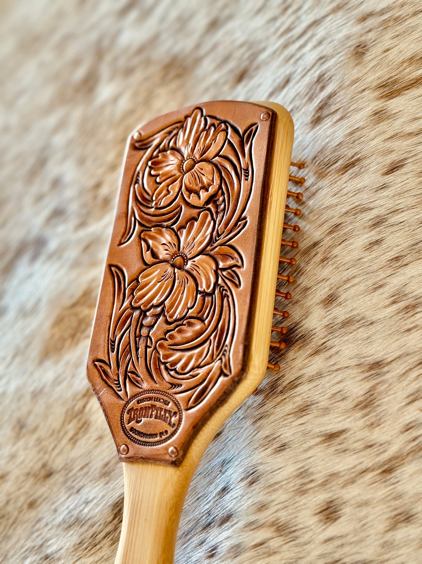 Hairbrush - Pale floral “Sheridan”